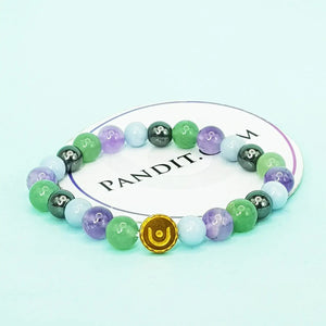Aquarius Zodiac Sign Bracelet — clasp and elastic threading detail