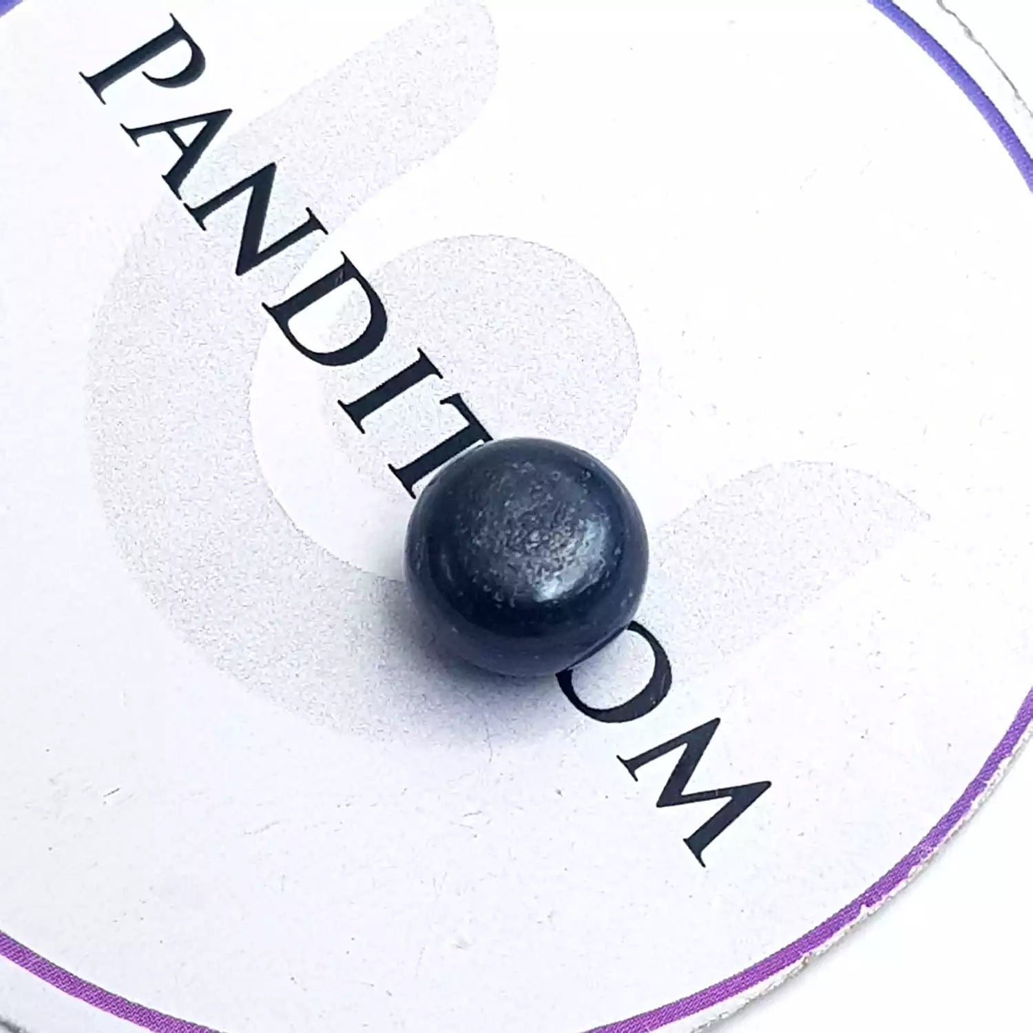 Black Pearl Gemstone - 9.40 Carat