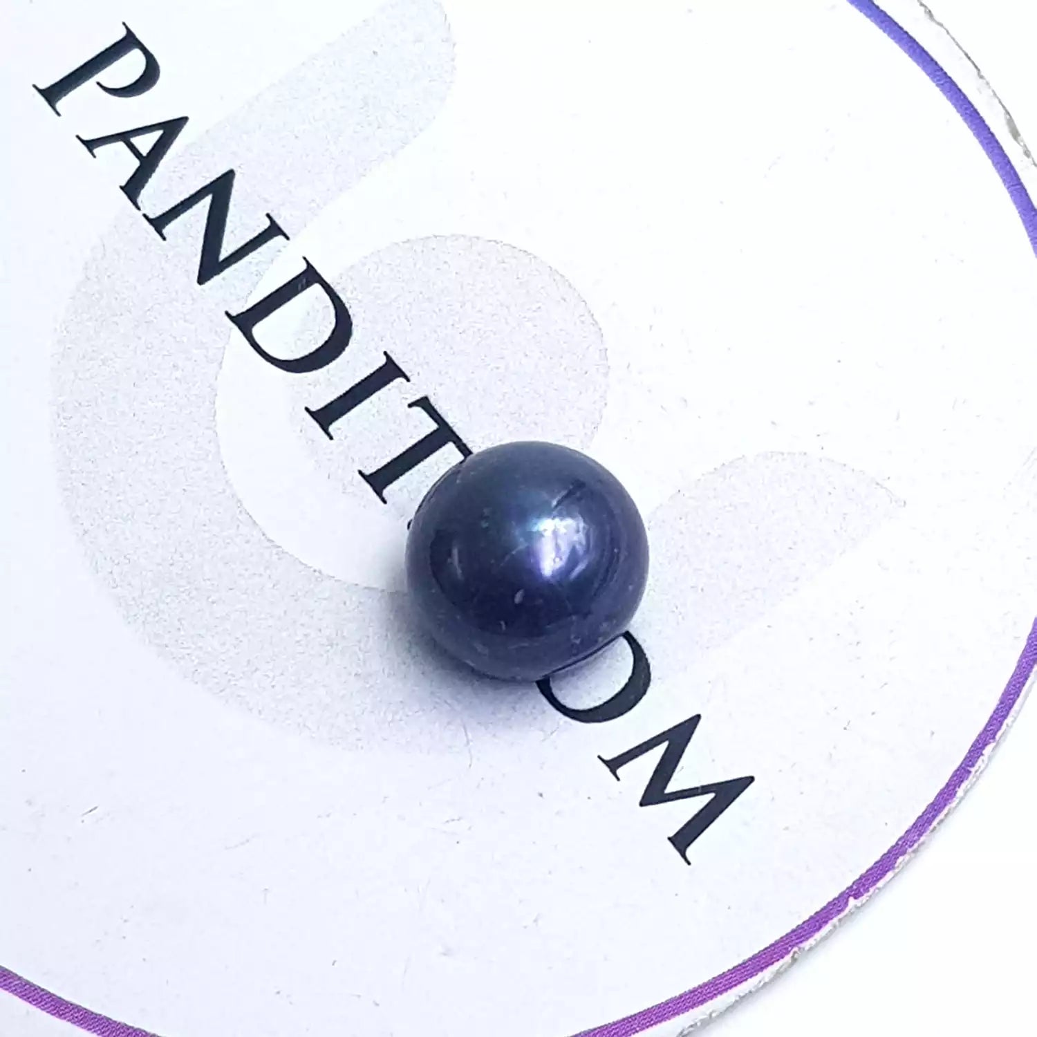 Black Pearl Gemstone - 9.40 Carat