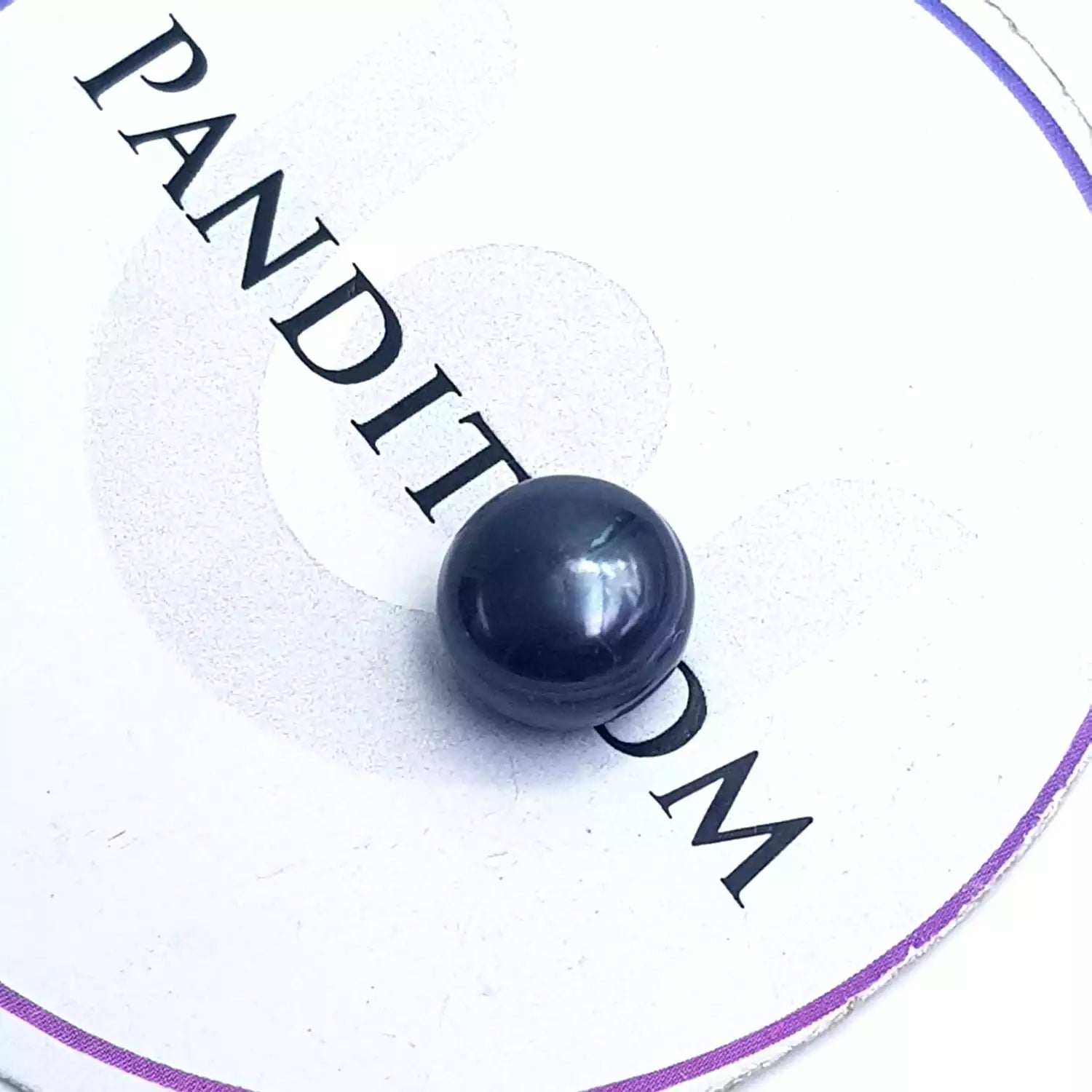Black Pearl Gemstone - 9.40 Carat