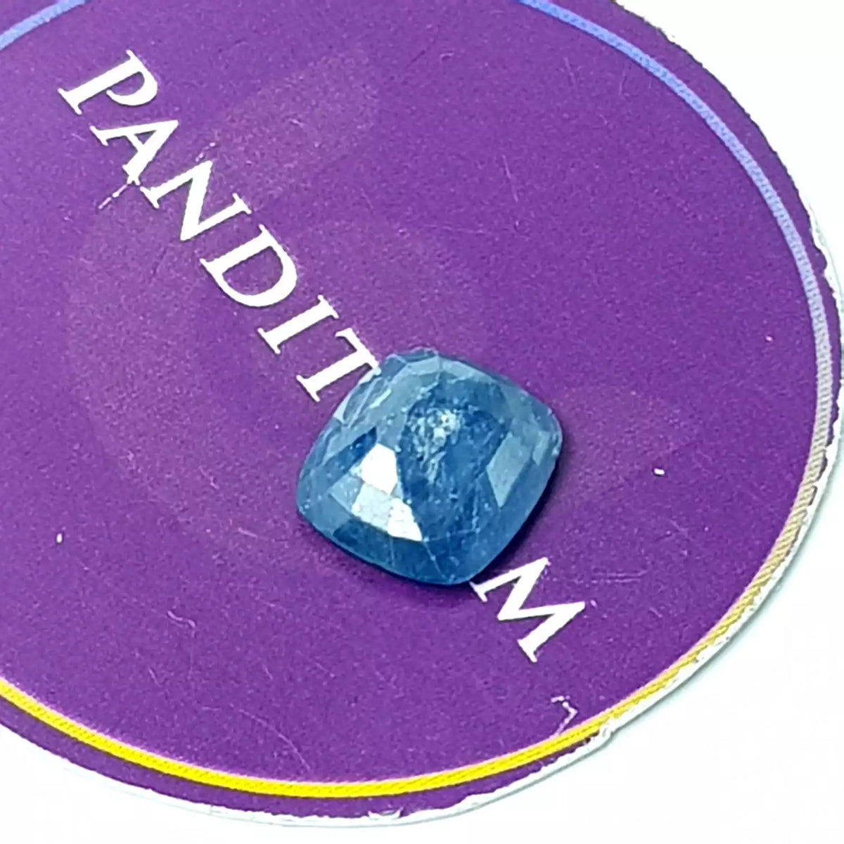 Blue Sapphire Gemstone - 4.97 Carat, view 2