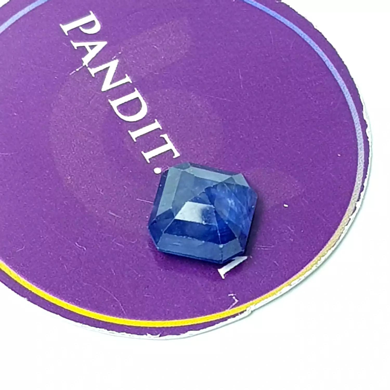 Blue Sapphire Gemstone - 8.07 Carat