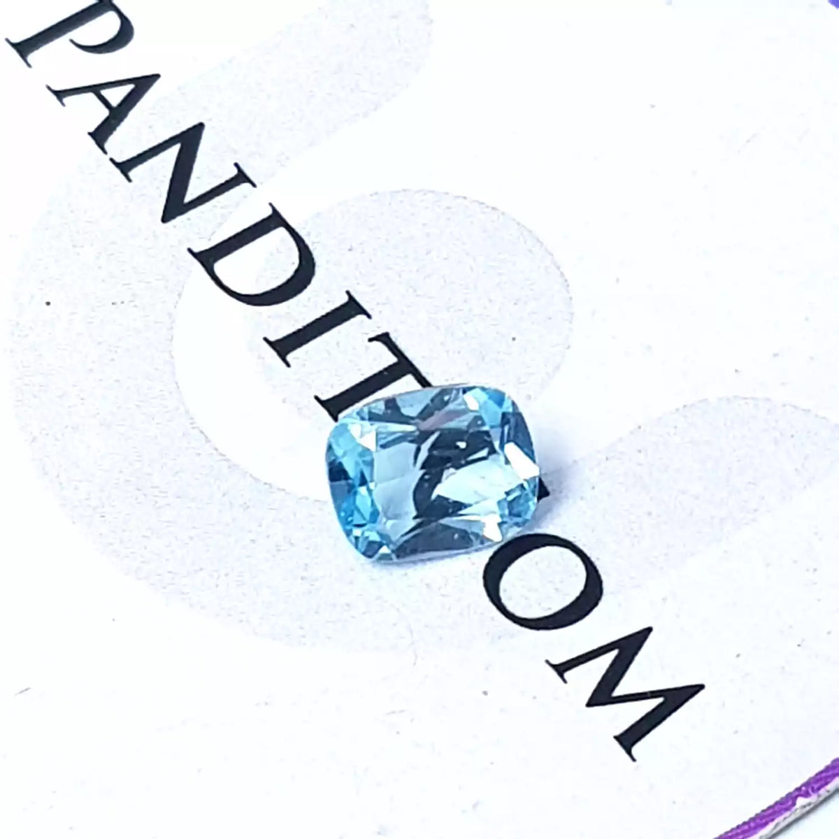 Blue Topaz Gemstone - 3.40 Carat