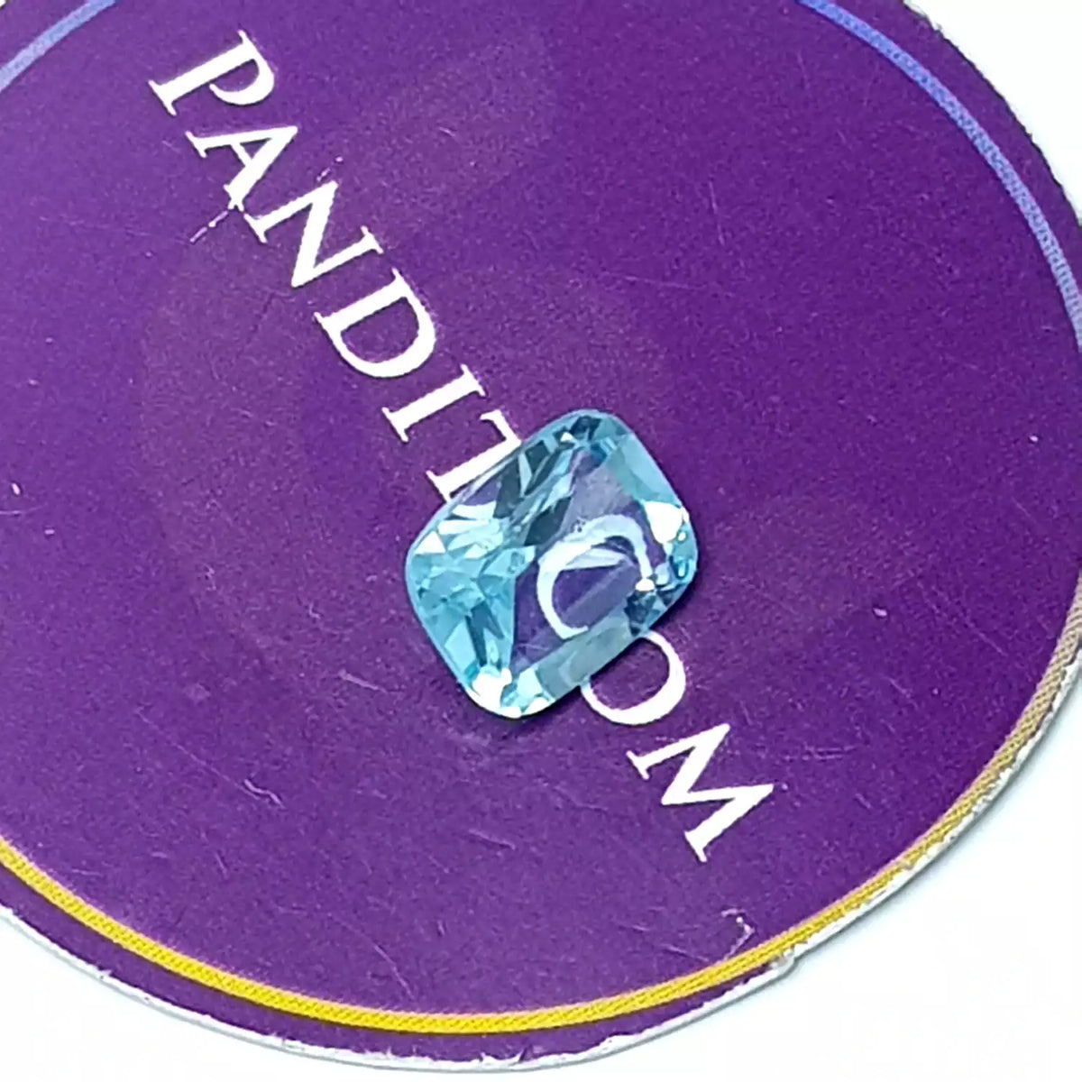 Blue Topaz Gemstone - 4.00 Carat
