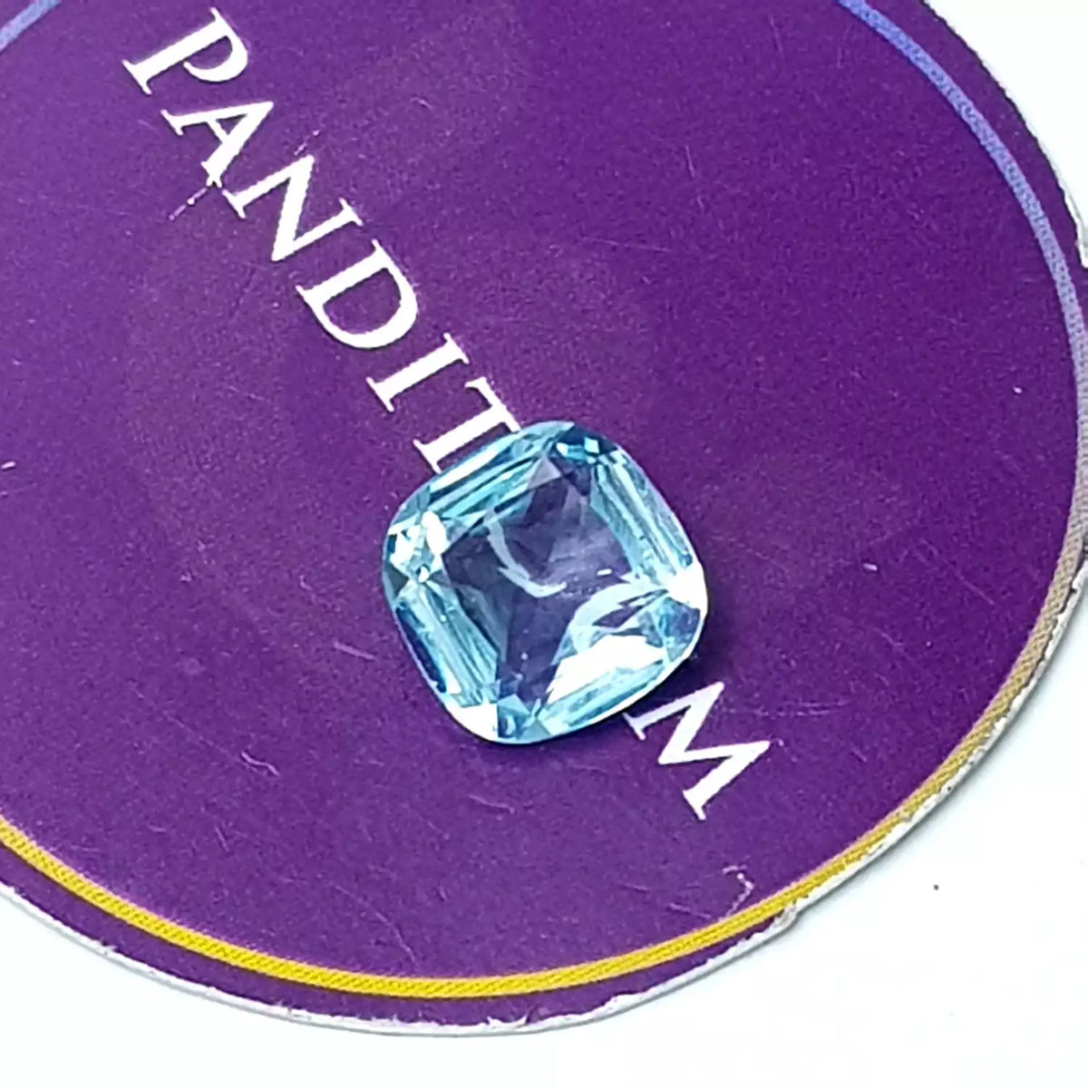Blue Topaz Gemstone - 4.10 Carat