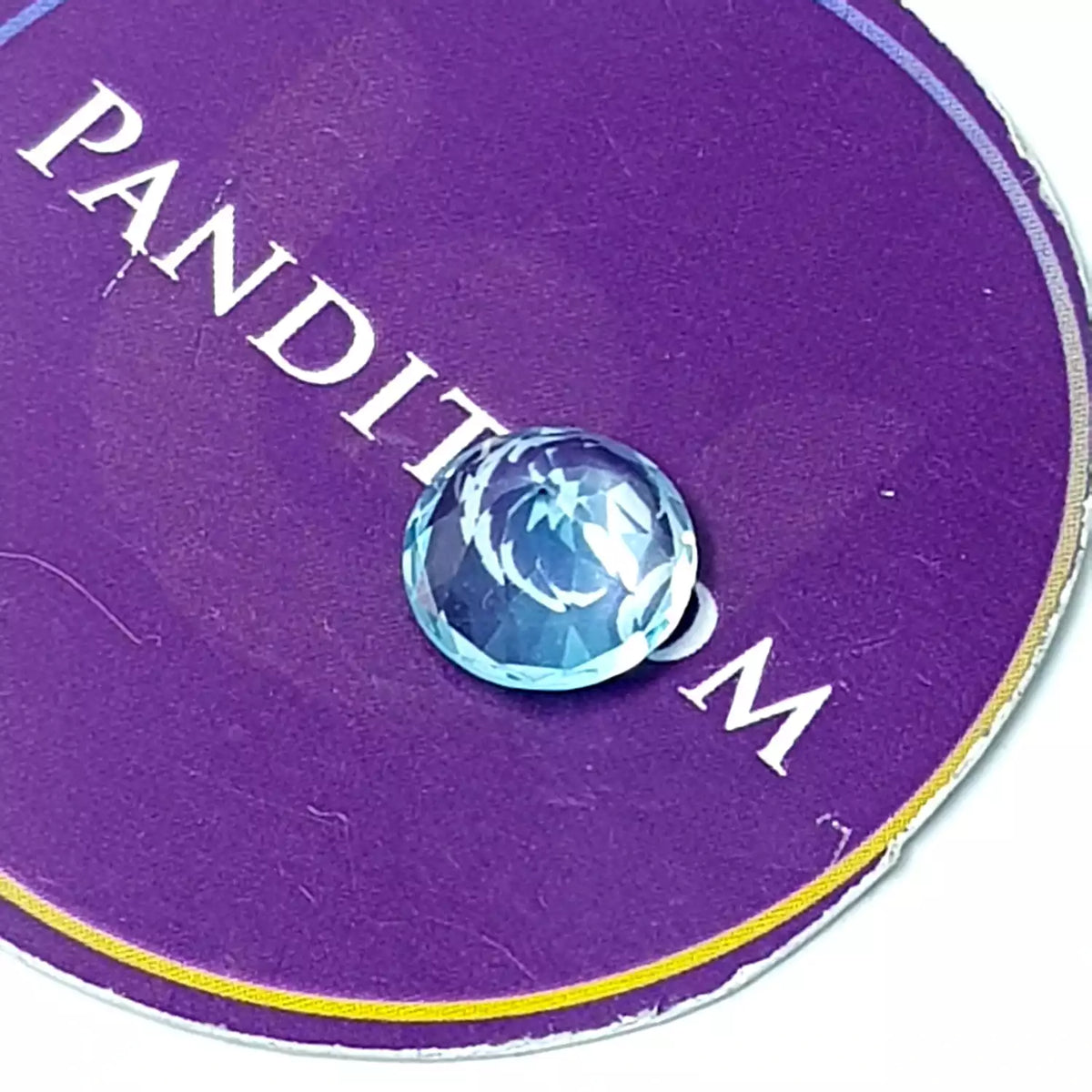 Blue Topaz Gemstone - 4.20 Carat, view 2
