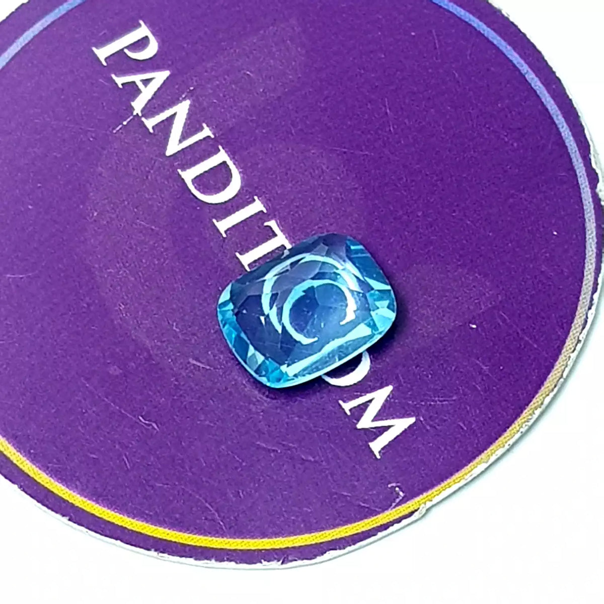 Blue Topaz Gemstone - 4.50 Carat, view 2