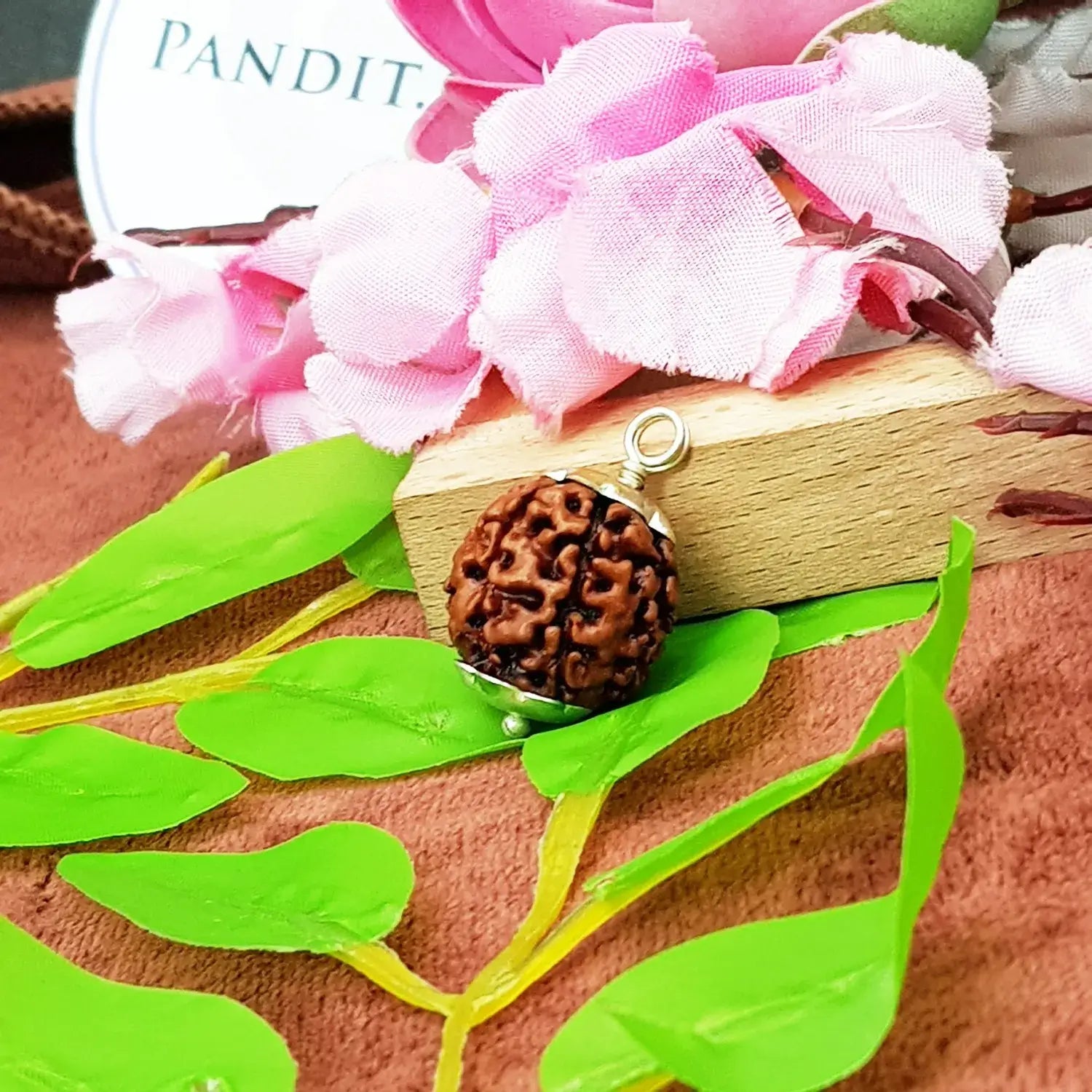 8 Mukhi Nepal Rudraksha