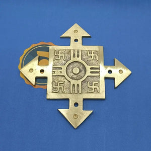 Four Direction Arrow with Swastik Plate