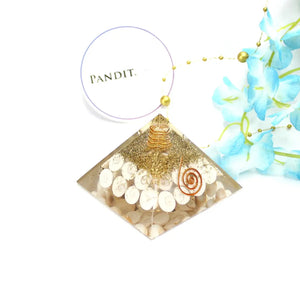 Gomti Chakra Orgone Pyramid With Coil Quartz