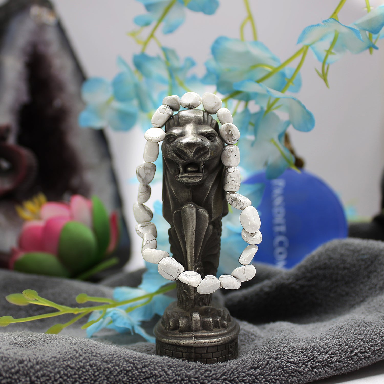 Howlite Tumble Bracelet