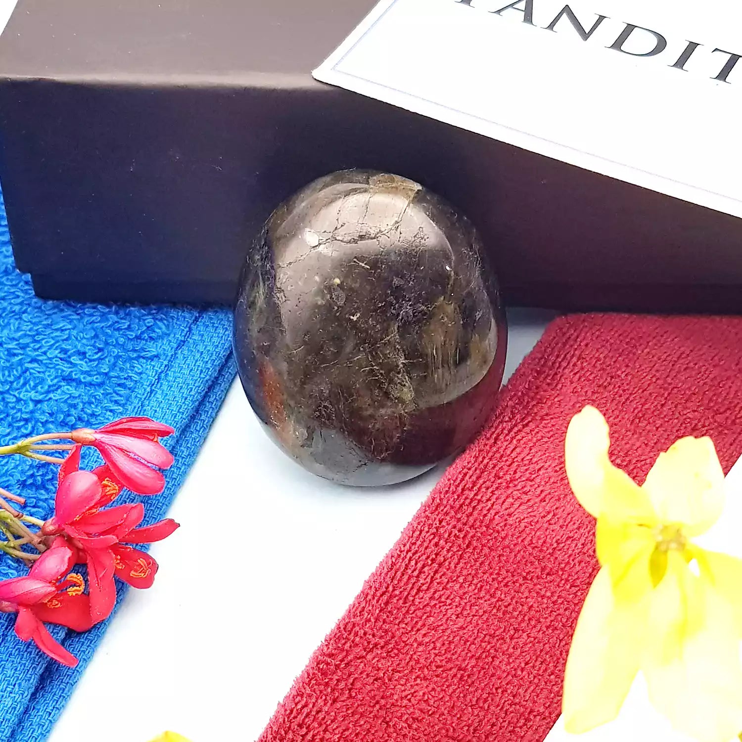 Labradorite Healing Crystal Palm Stone