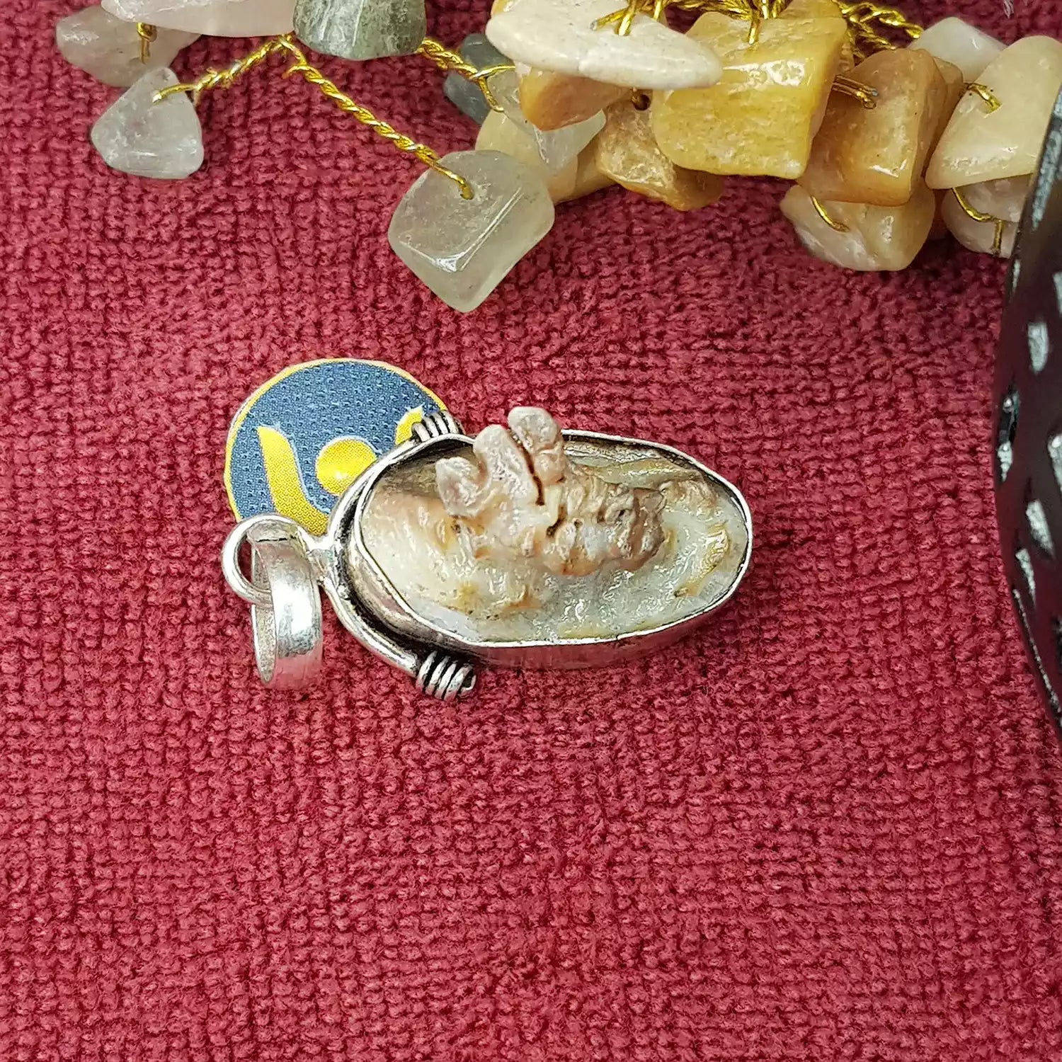 Natural Chandra Mani