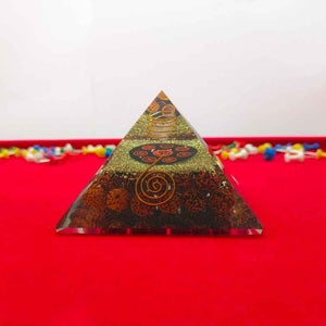 Om Orgone Pyramid with Rudraksha Beads