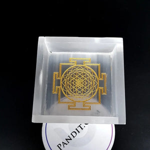 Selenite Shree Yantra Square Charging Bowl