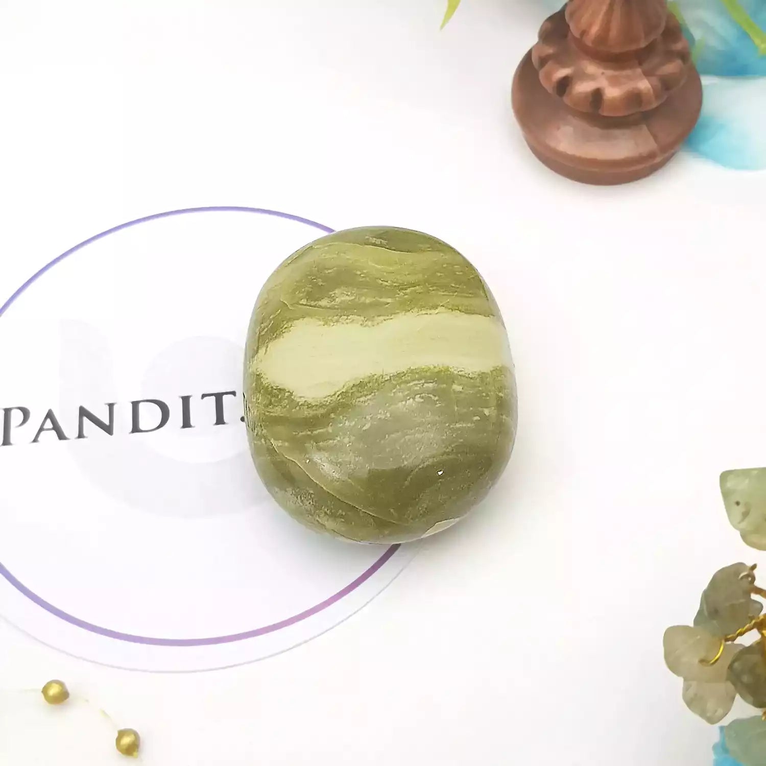 Serpentine Healing Crystal Palm Stone