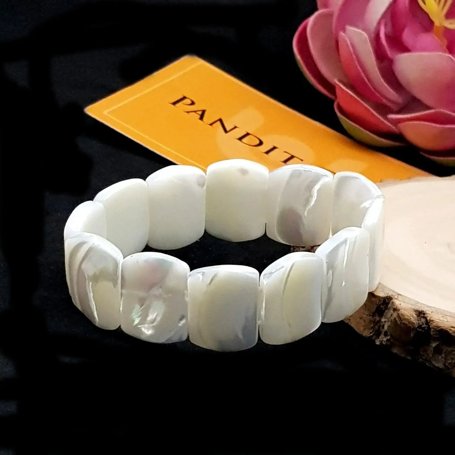 White Pearls Oval Faceted Bracelet — close-up of White Pearls Oval Faceted stones revealing natural patterns