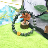 Black Labradorite Bracelet — front view of bracelet showing beads and stringing