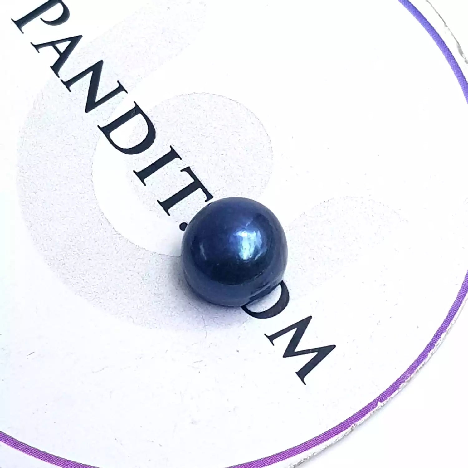 Black Pearl Gemstone - 9.00 Carat