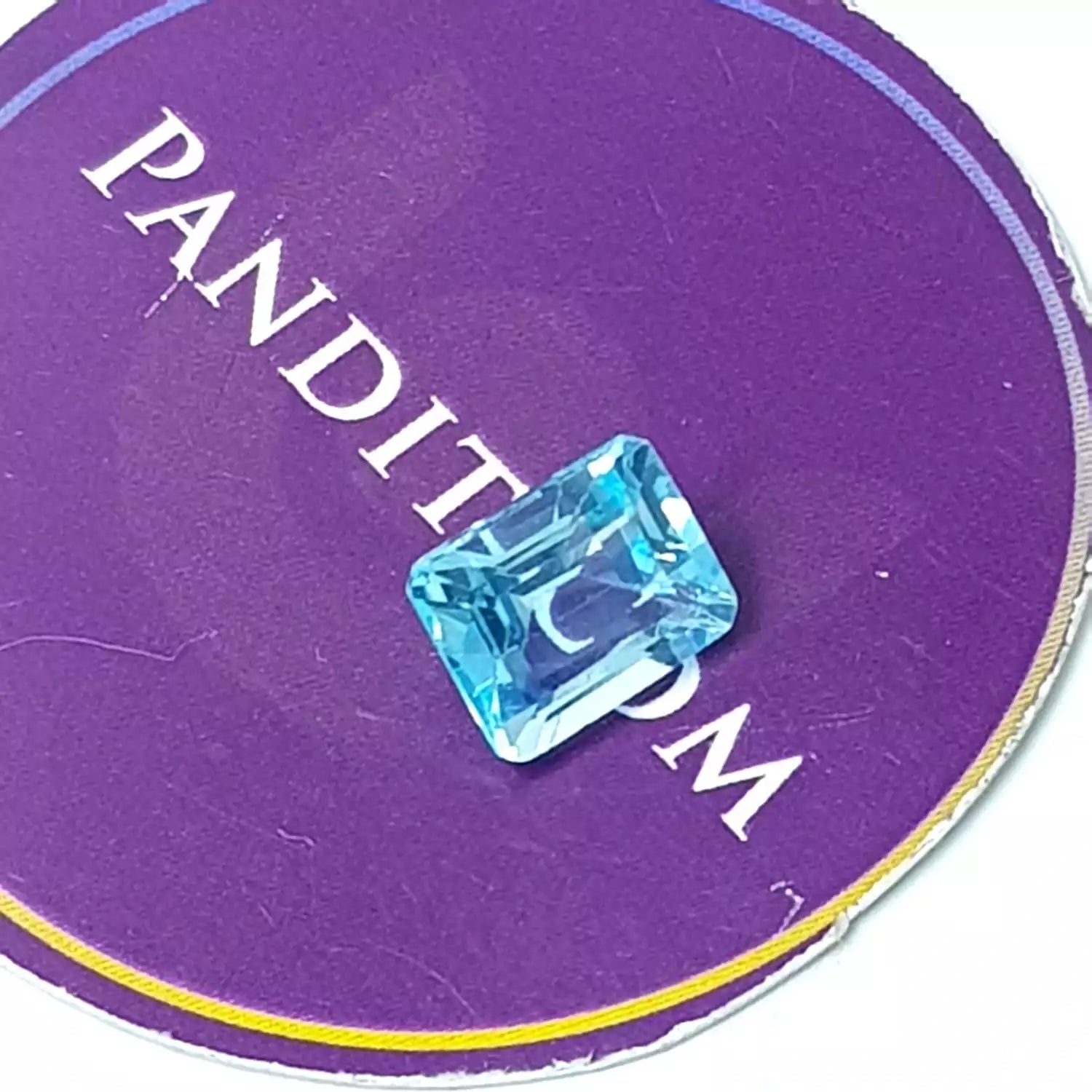 Blue Topaz Gemstone - 4.50 Carat