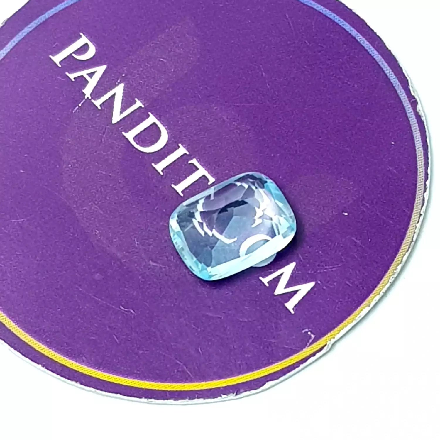 Blue Topaz Gemstone - 4.60 Carat