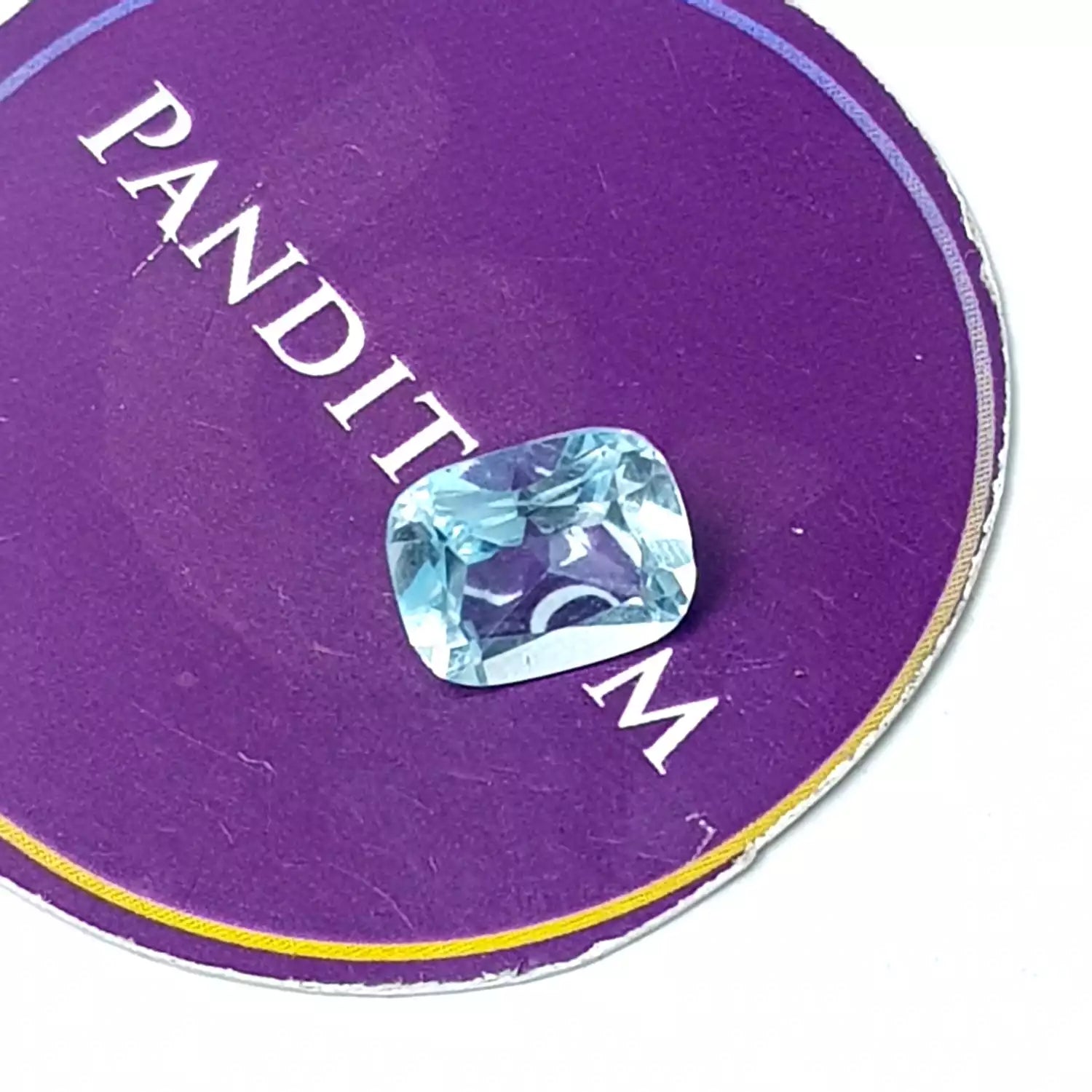 Blue Topaz Gemstone - 4.60 Carat