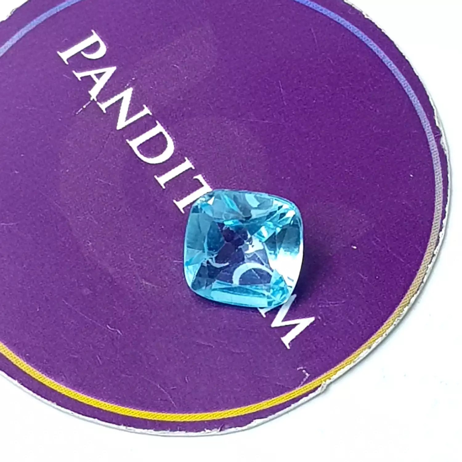 Blue Topaz Gemstone - 4.77 Carat