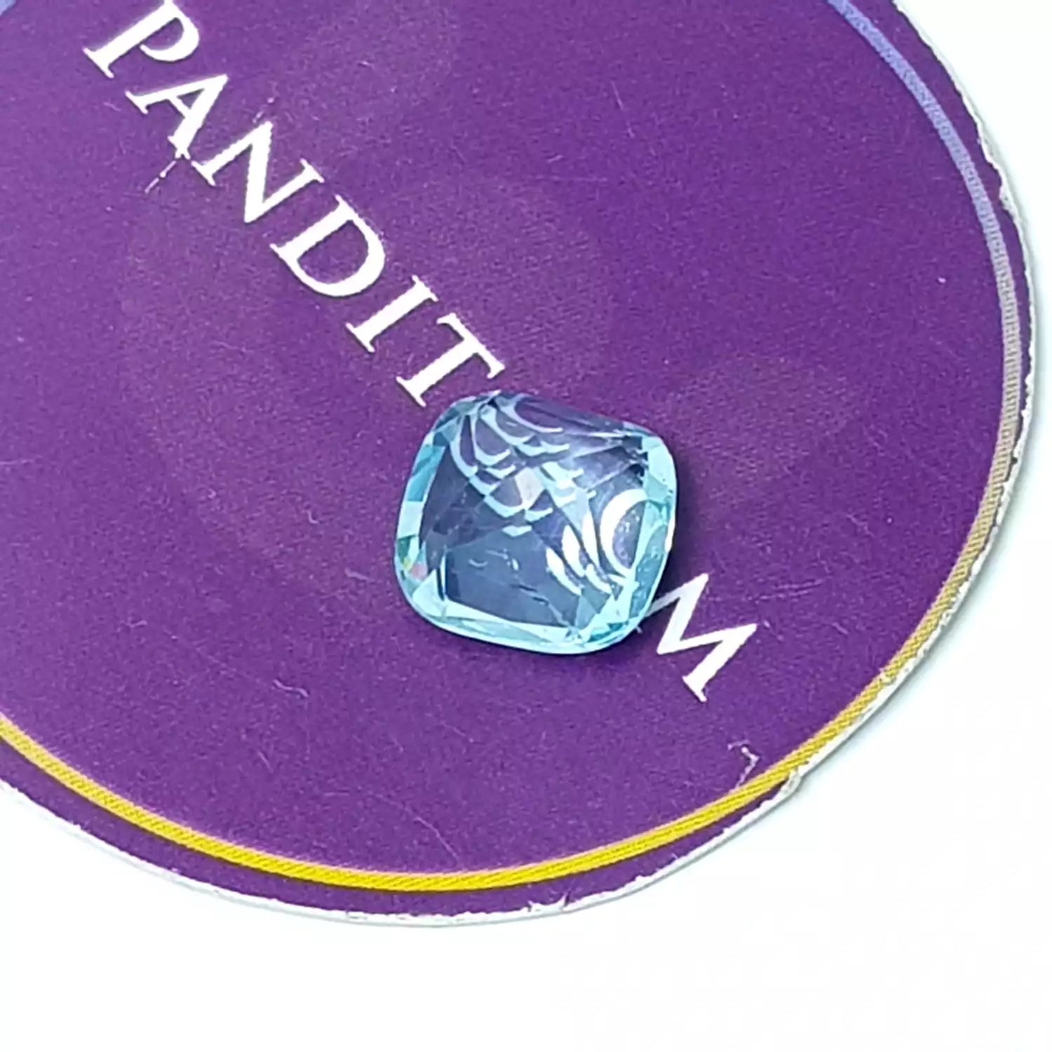 Blue Topaz Gemstone - 5.00 Carat