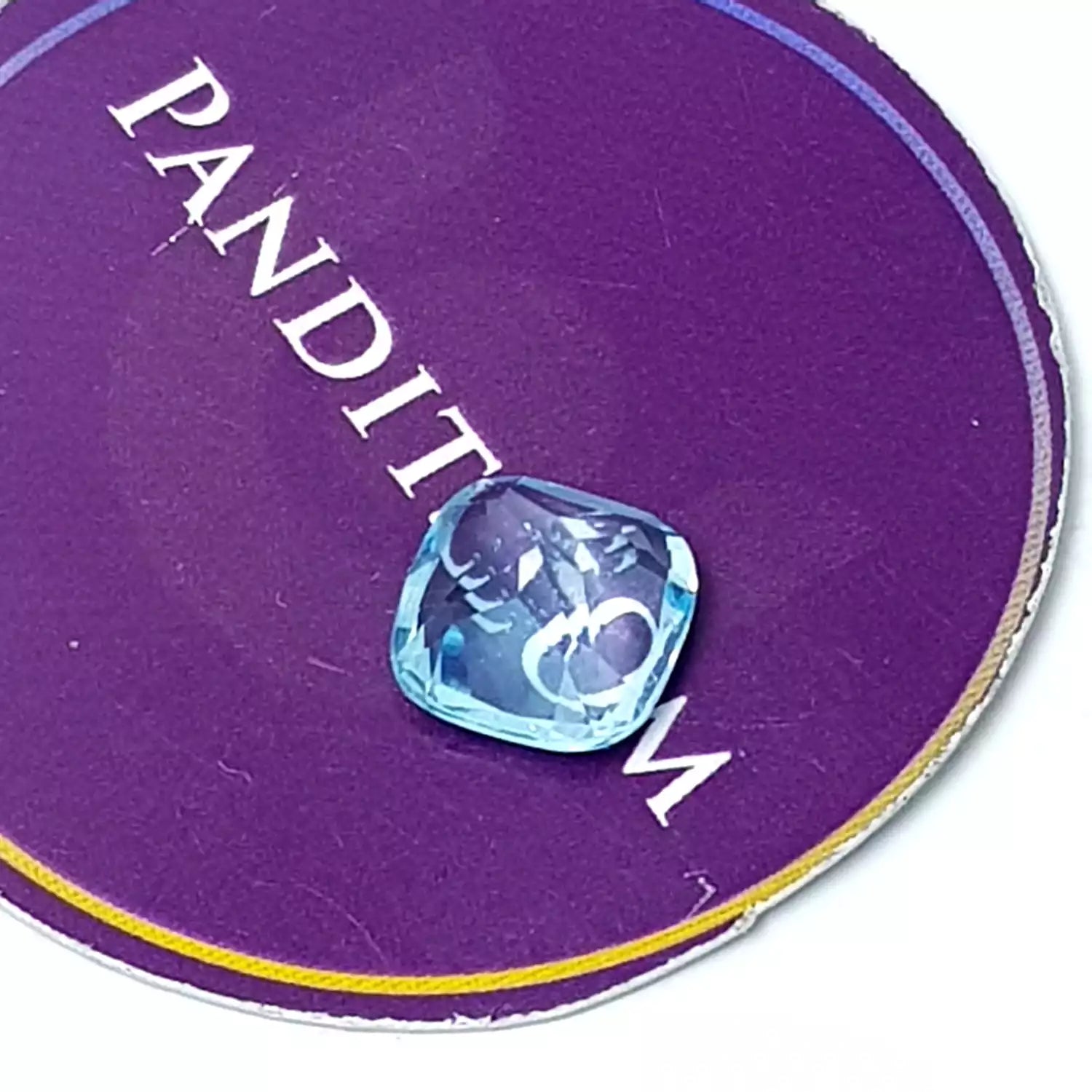 Blue Topaz Gemstone - 5.00 Carat