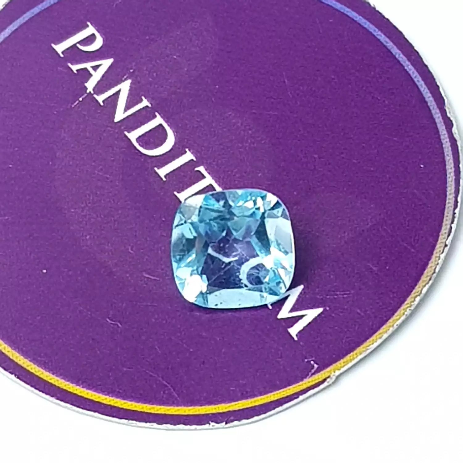 Blue Topaz Gemstone - 5.00 Carat