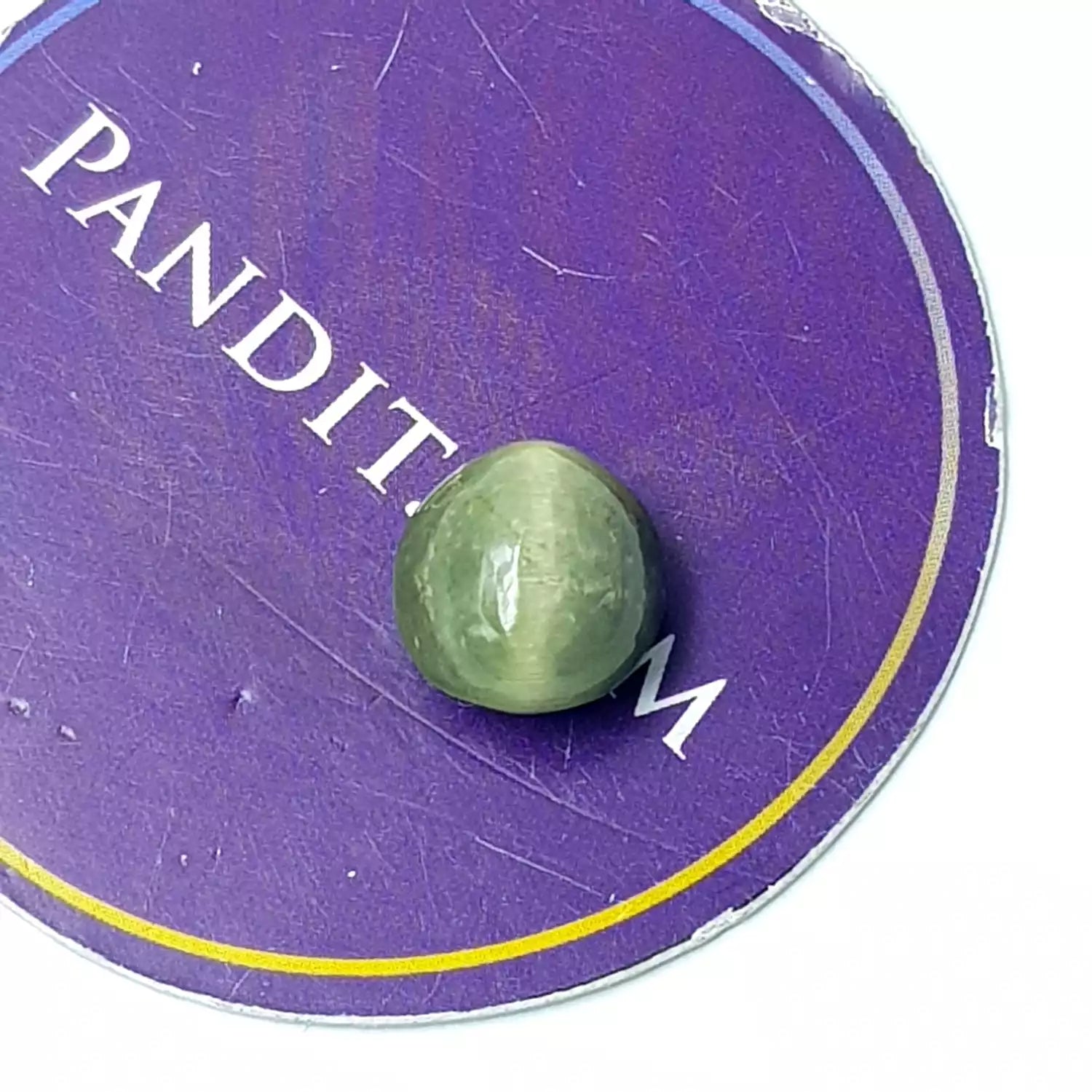 Cat's Eye Gemstone - 6.15 Carat