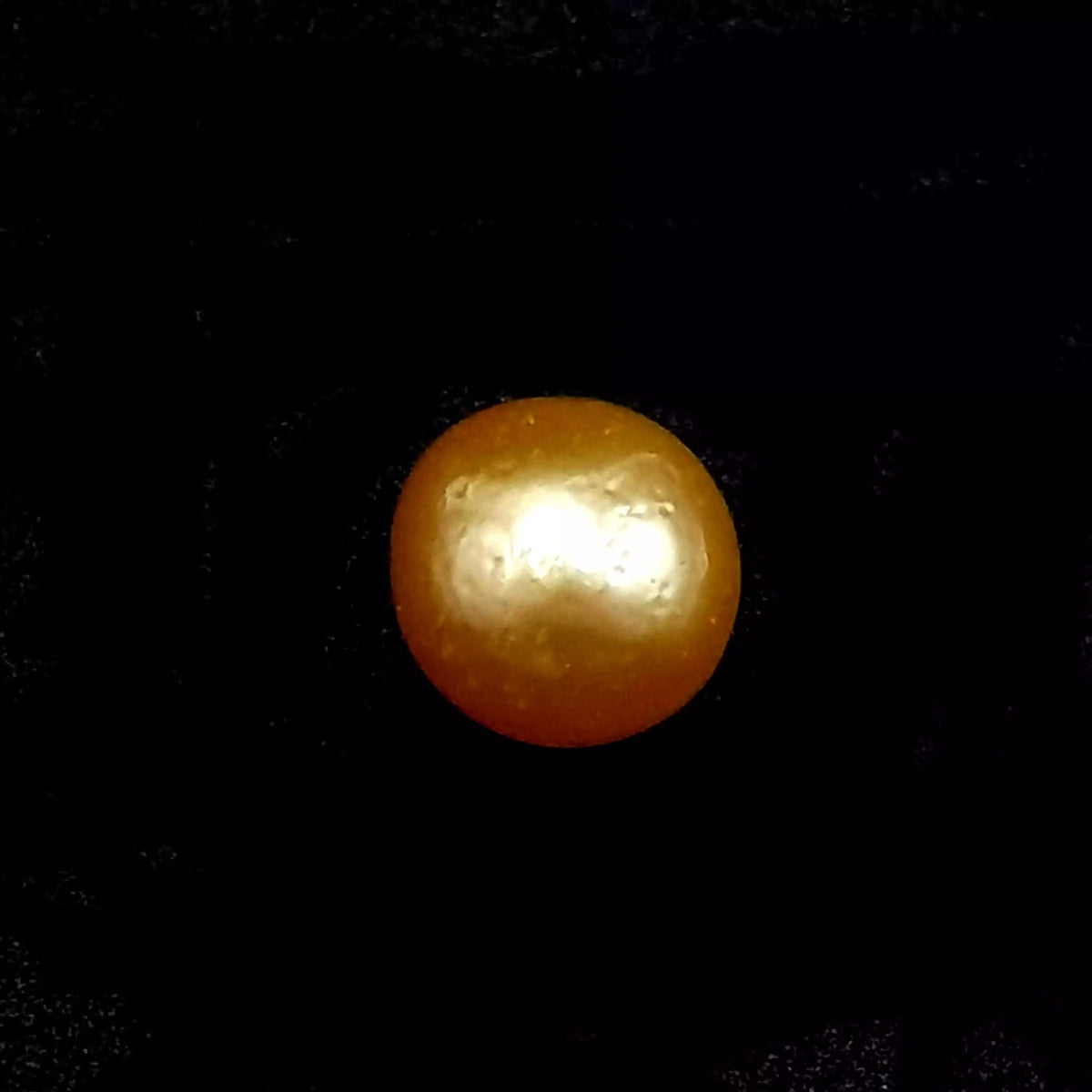 Golden Pearl Gemstone - 7.26 Carat - A+ Quality