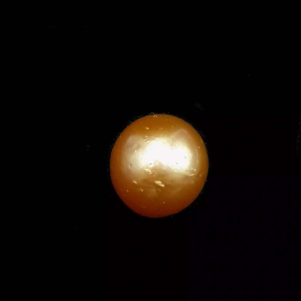 Golden Pearl Gemstone - 7.38 Carat - A+ Quality