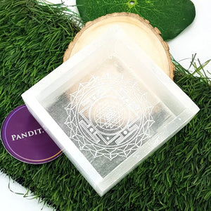 Selenite Shree Yantra Square Charging Bowl