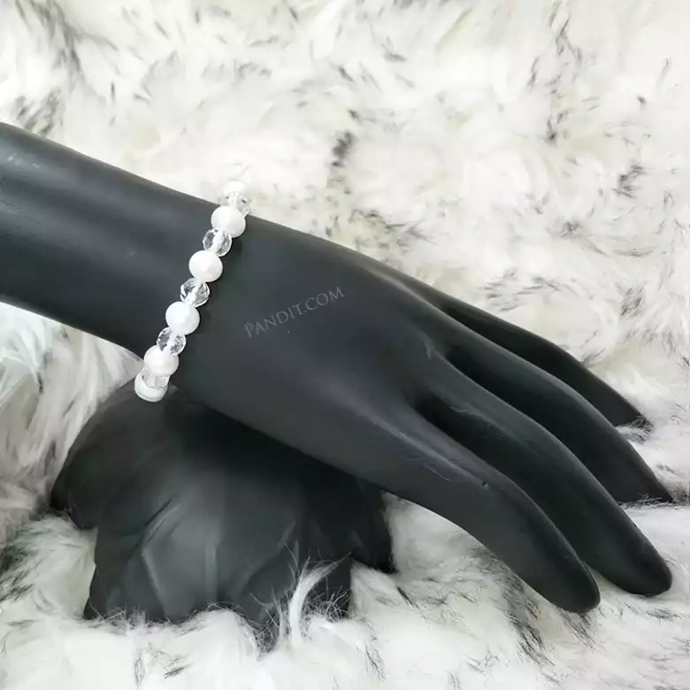 White Pearl & Crystal Bracelet